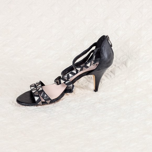 NWT Vince Camuto stud heels - 10 - Picture 5 of 7